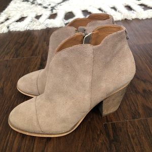 Susina booties